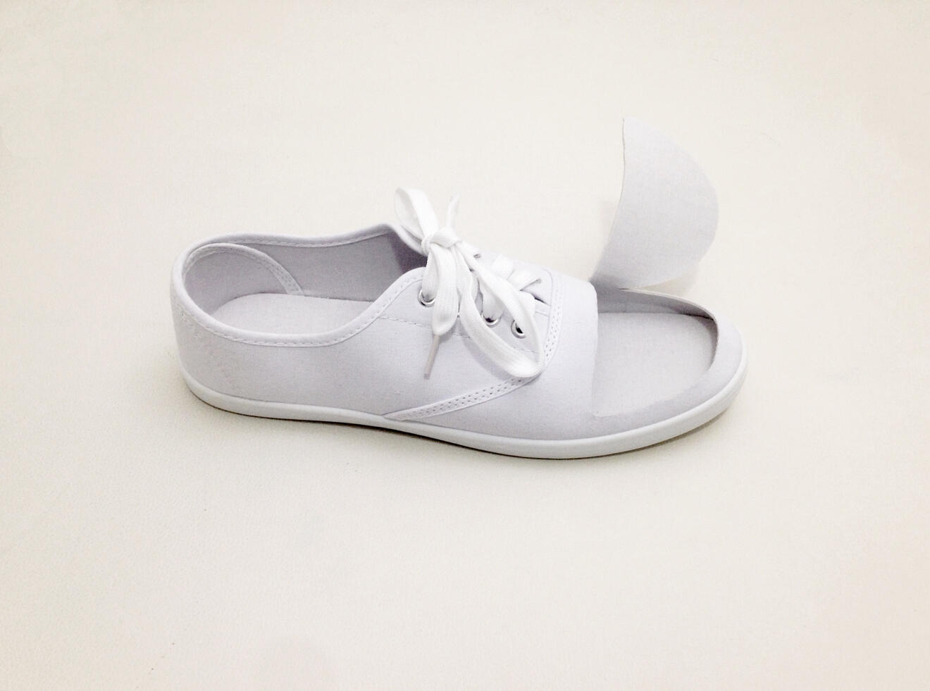 Chaussure ouverte, sculpture, 2020.